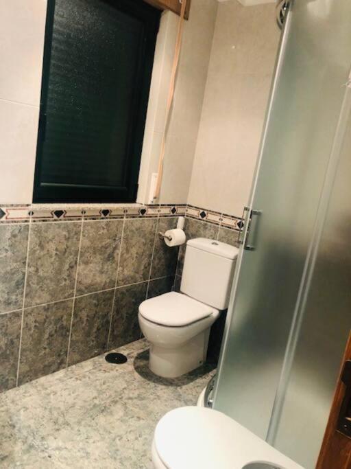 Piso Moderno Lägenhet Sarria Exteriör bild